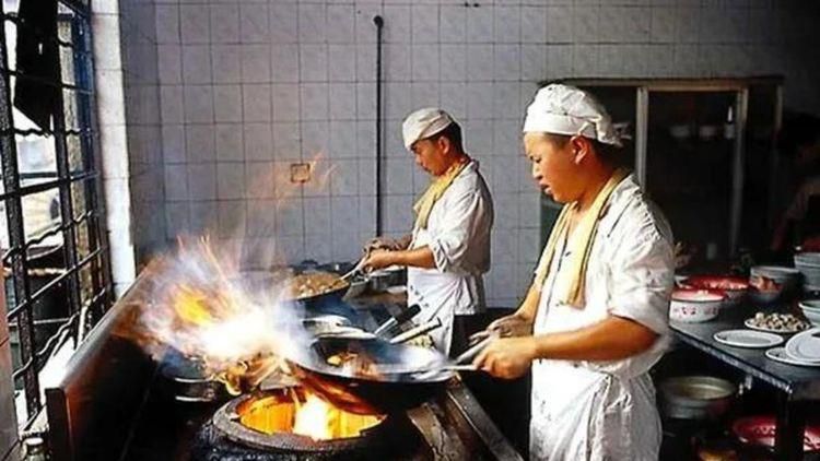 亚洲精品第一区二区在线
